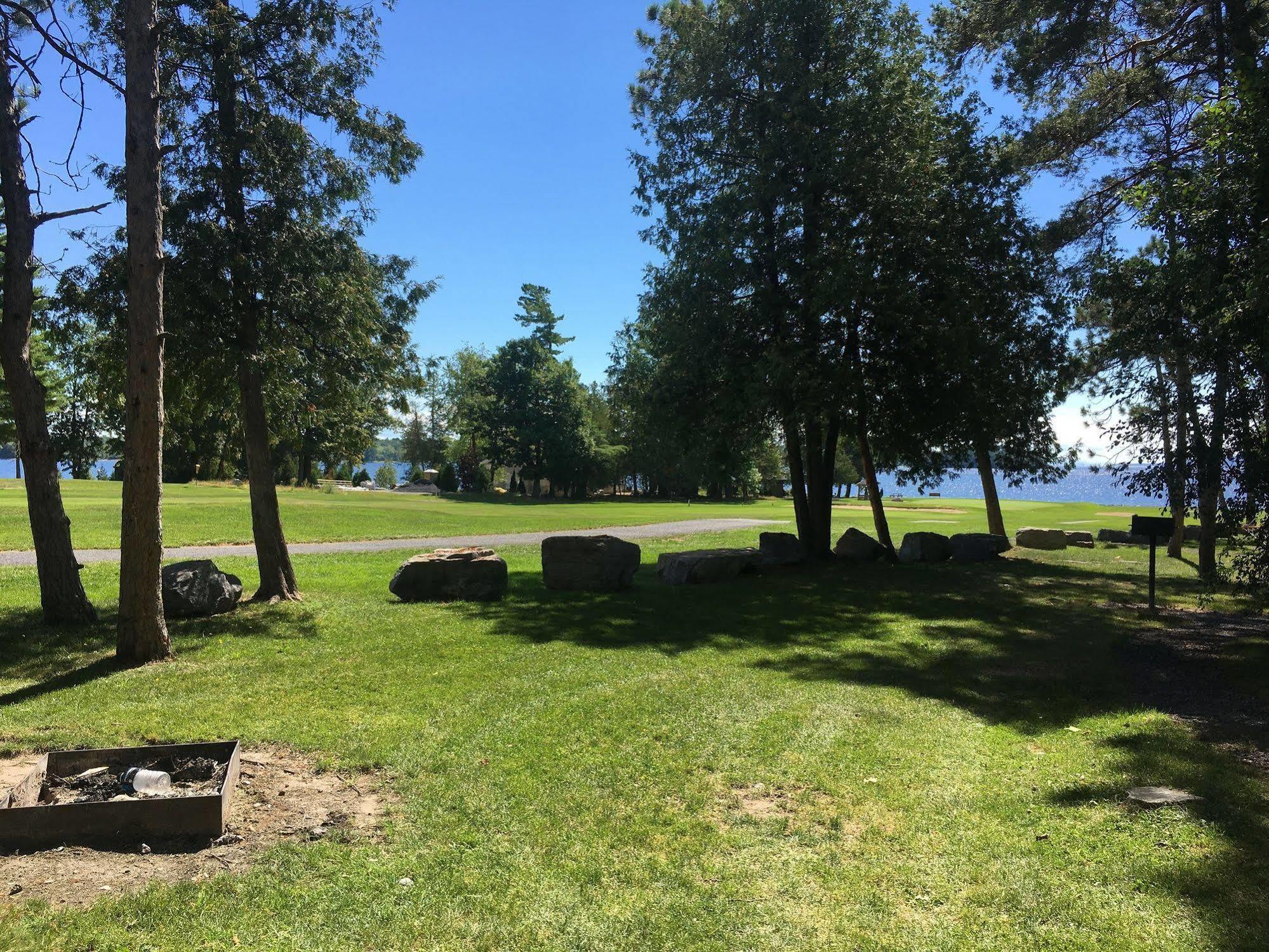 Bluff Point Golf Resort Plattsburgh Exteriér fotografie